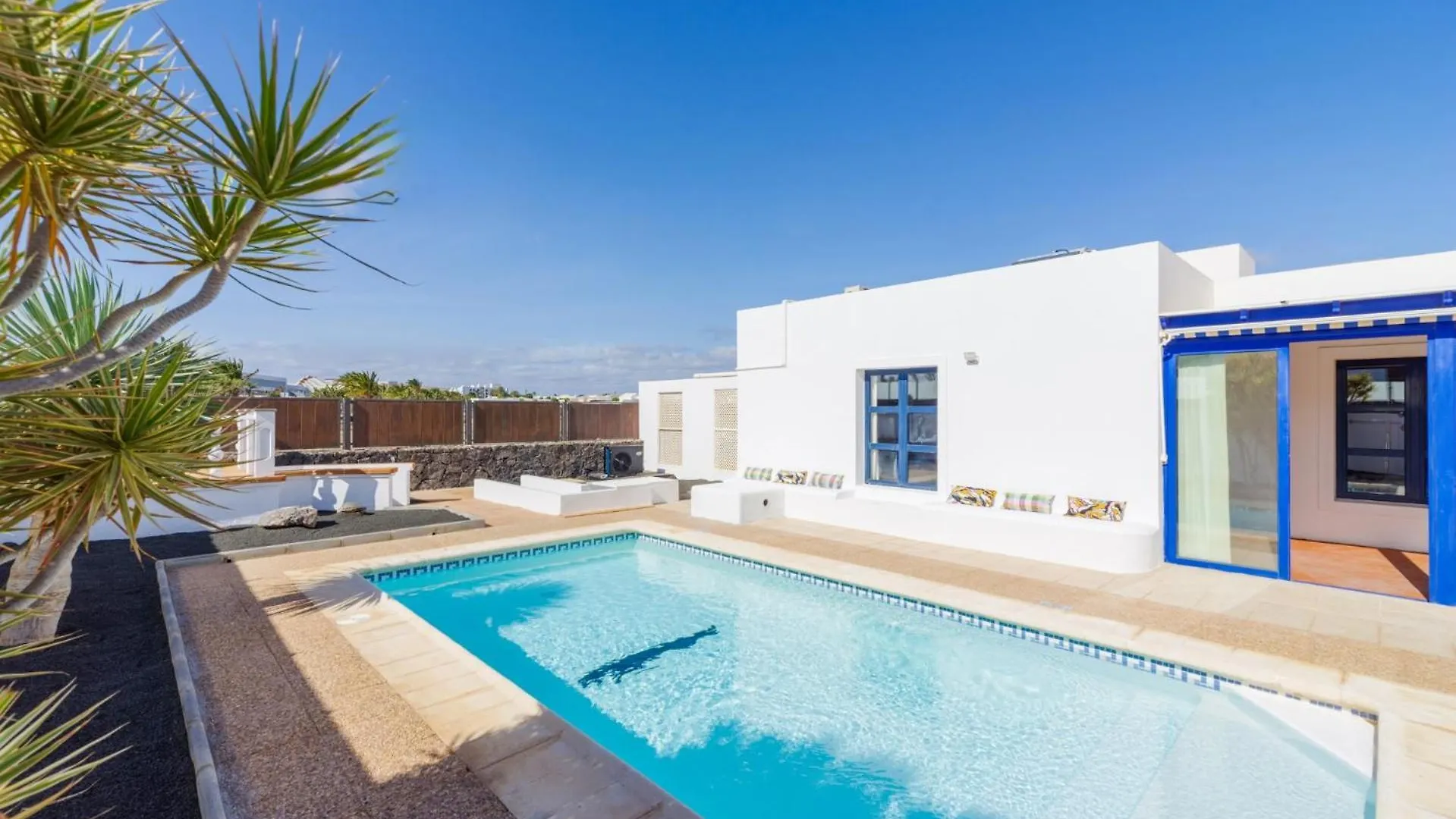 Villa Castillo Del Aguila By Villa Plus Playa Blanca